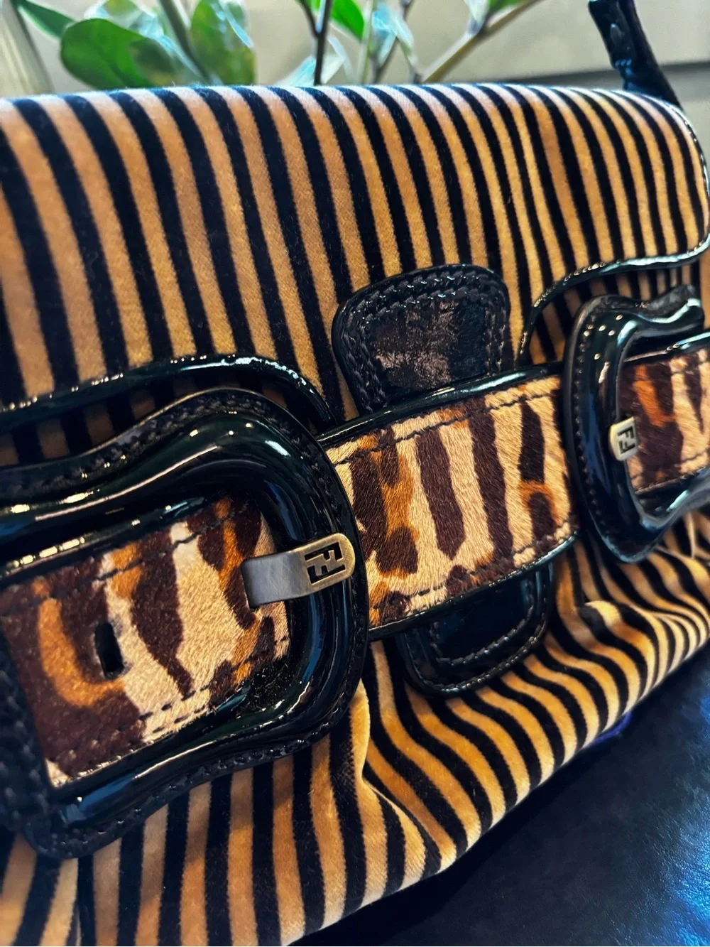 FENDI Pony Hair Stripe Leopard Baguette Shoulder Bag Patent Leather Rare - Picture 3 of 16